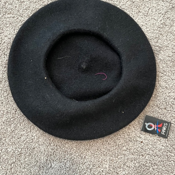 Paris wool beret new with tags - Picture 3 of 7